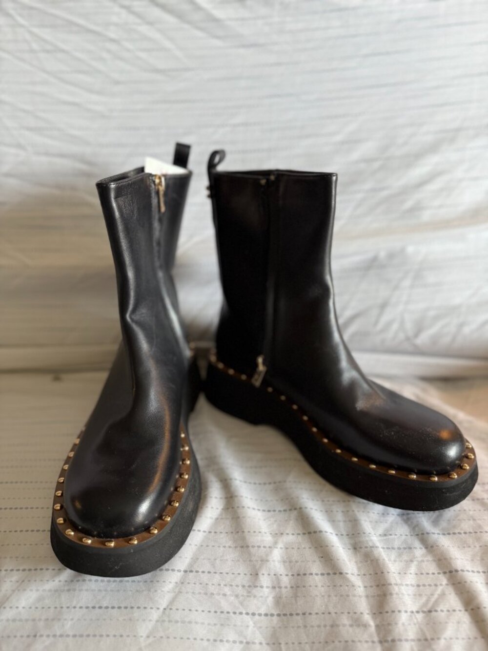 COACH Leather Chelsea Boot Women's 8B Chunky Lug Sole Studded NWT Style CE312 - Picture 2 of 6